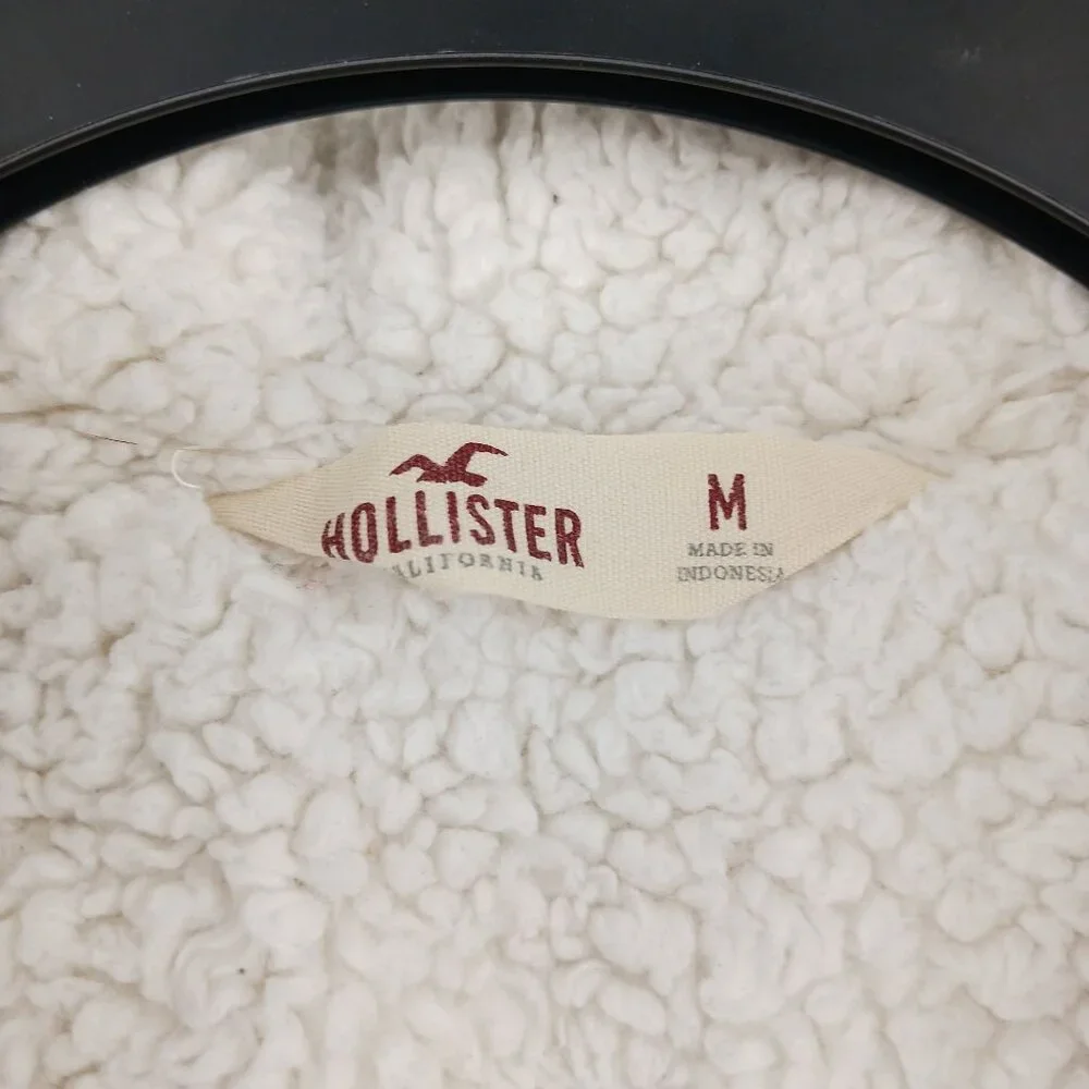 Hollister Black Puffer Vest Sherpa Lining Hood Size Medium